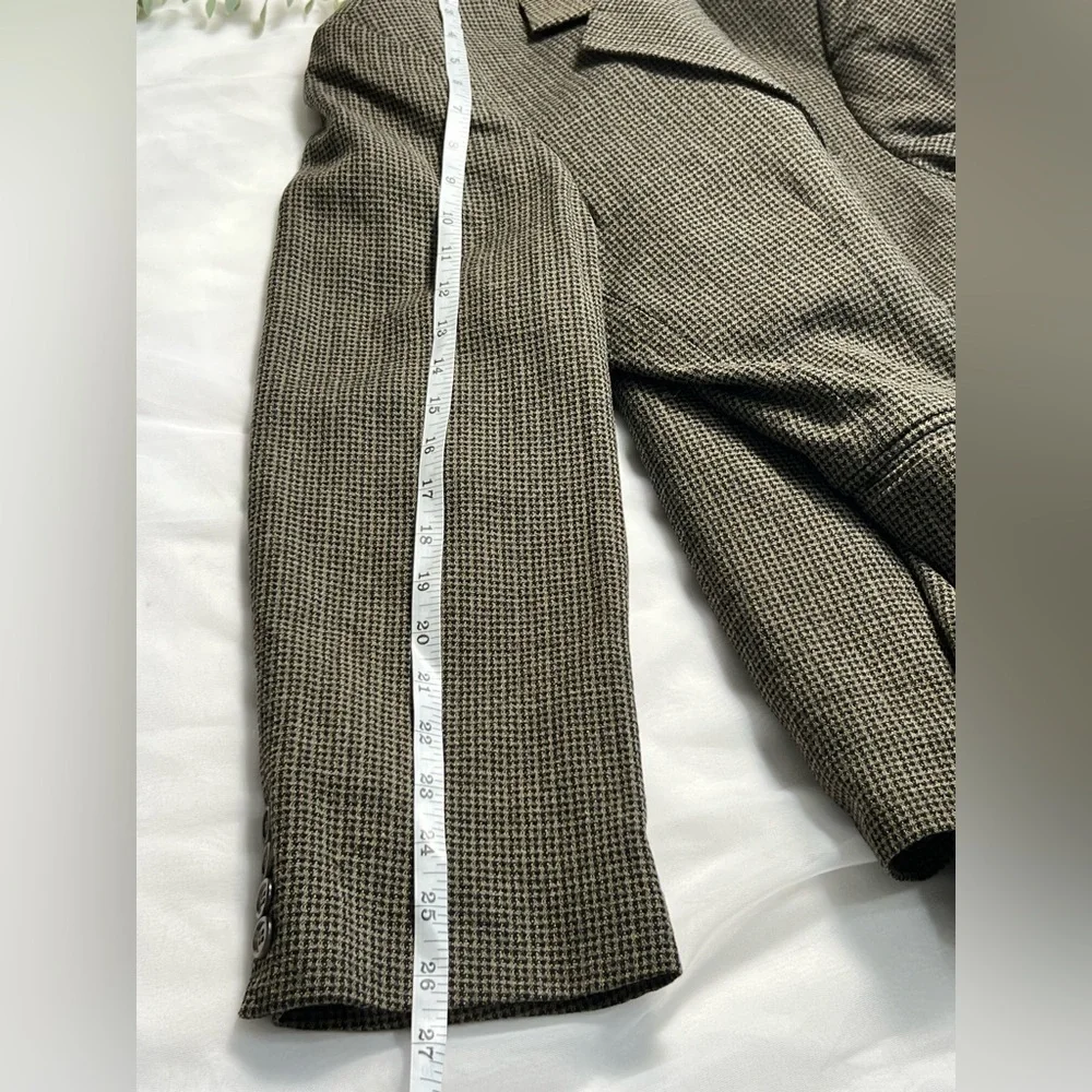 Haggar Vintage Men's Blazer Jacket Size 44L Brown Tweed Wool Blend Sport Coat